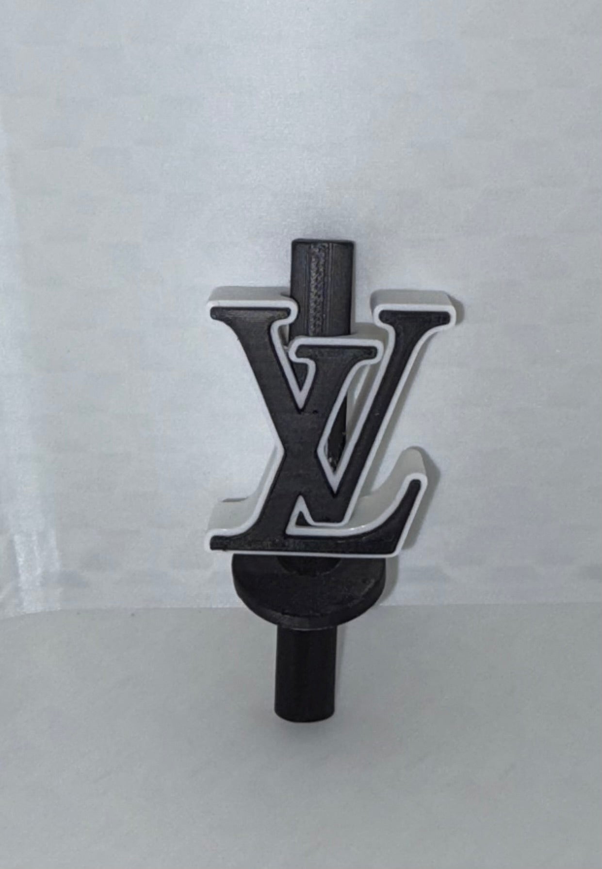 LV